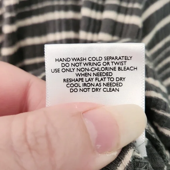 ⭕️ PRICE FIRM Modcloth Pair with Care Olive Striped Size Small Crop Top - Picture 8 of 9